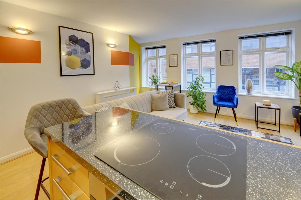City Centre, 2 Bedroom, Secured Parking, 3 King Bed, Wifi Sleep 6 Guest Comfortable On Three King Size Beds, Jewellery Quarter , Birmingham City Centre , Allocated Secured Parking Екстер'єр фото