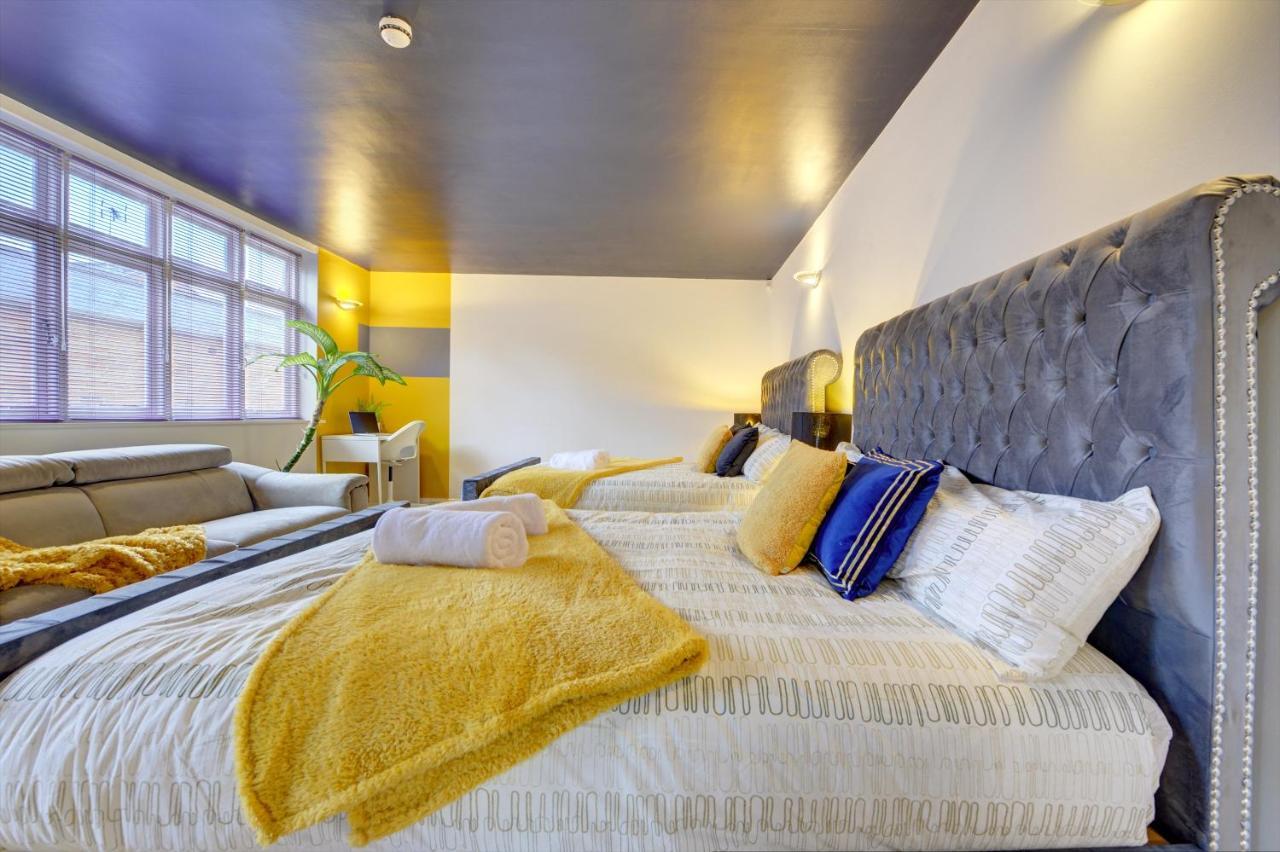City Centre, 2 Bedroom, Secured Parking, 3 King Bed, Wifi Sleep 6 Guest Comfortable On Three King Size Beds, Jewellery Quarter , Birmingham City Centre , Allocated Secured Parking Екстер'єр фото