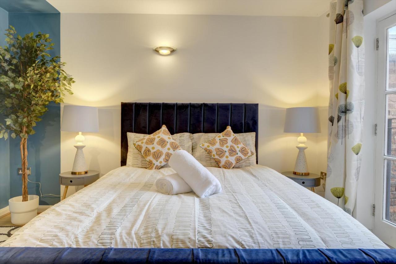 City Centre, 2 Bedroom, Secured Parking, 3 King Bed, Wifi Sleep 6 Guest Comfortable On Three King Size Beds, Jewellery Quarter , Birmingham City Centre , Allocated Secured Parking Екстер'єр фото