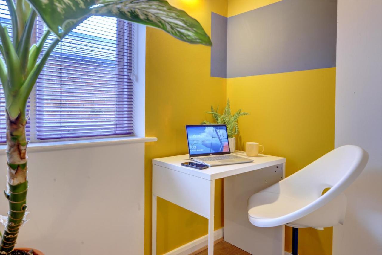 City Centre, 2 Bedroom, Secured Parking, 3 King Bed, Wifi Sleep 6 Guest Comfortable On Three King Size Beds, Jewellery Quarter , Birmingham City Centre , Allocated Secured Parking Екстер'єр фото