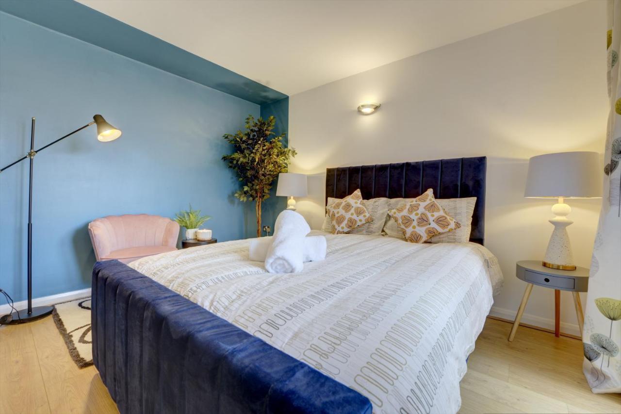 City Centre, 2 Bedroom, Secured Parking, 3 King Bed, Wifi Sleep 6 Guest Comfortable On Three King Size Beds, Jewellery Quarter , Birmingham City Centre , Allocated Secured Parking Екстер'єр фото