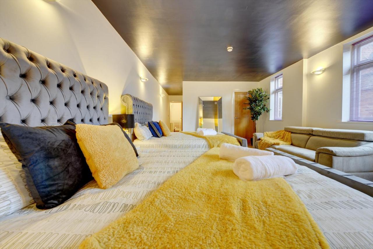 City Centre, 2 Bedroom, Secured Parking, 3 King Bed, Wifi Sleep 6 Guest Comfortable On Three King Size Beds, Jewellery Quarter , Birmingham City Centre , Allocated Secured Parking Екстер'єр фото