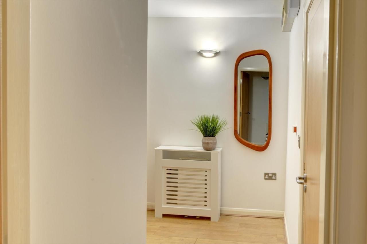 City Centre, 2 Bedroom, Secured Parking, 3 King Bed, Wifi Sleep 6 Guest Comfortable On Three King Size Beds, Jewellery Quarter , Birmingham City Centre , Allocated Secured Parking Екстер'єр фото