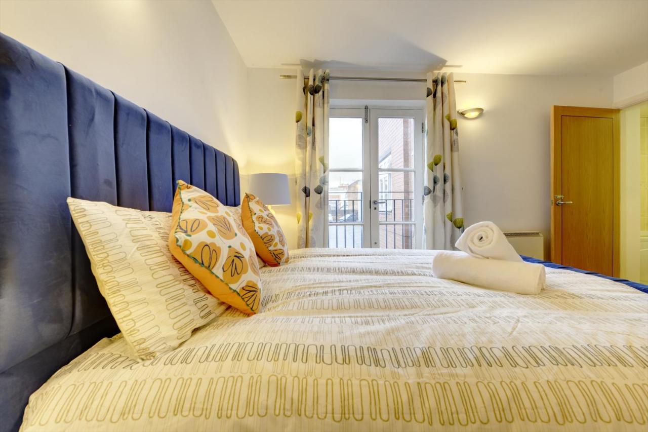 City Centre, 2 Bedroom, Secured Parking, 3 King Bed, Wifi Sleep 6 Guest Comfortable On Three King Size Beds, Jewellery Quarter , Birmingham City Centre , Allocated Secured Parking Екстер'єр фото