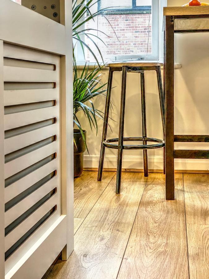 City Centre, 2 Bedroom, Secured Parking, 3 King Bed, Wifi Sleep 6 Guest Comfortable On Three King Size Beds, Jewellery Quarter , Birmingham City Centre , Allocated Secured Parking Екстер'єр фото