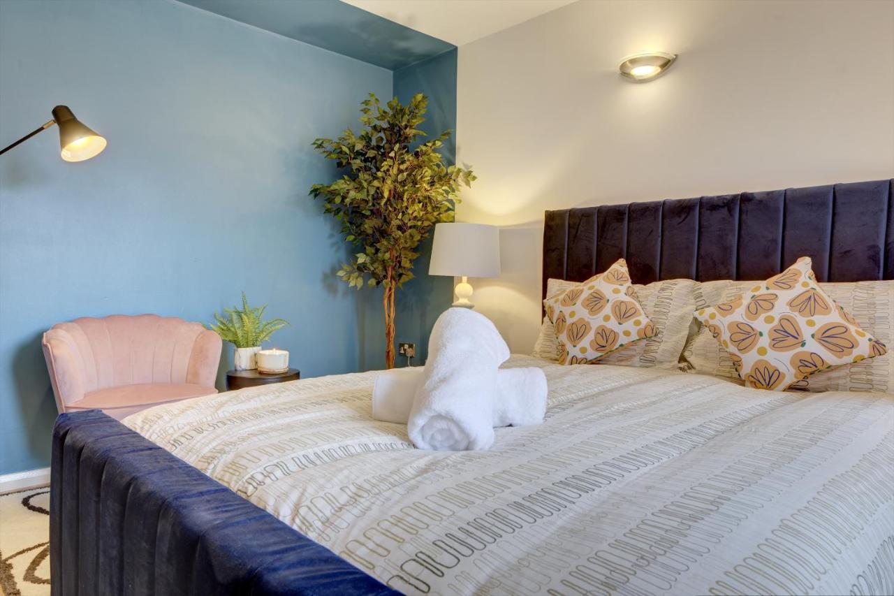 City Centre, 2 Bedroom, Secured Parking, 3 King Bed, Wifi Sleep 6 Guest Comfortable On Three King Size Beds, Jewellery Quarter , Birmingham City Centre , Allocated Secured Parking Екстер'єр фото