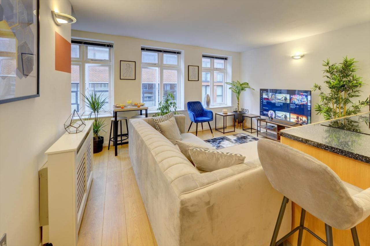 City Centre, 2 Bedroom, Secured Parking, 3 King Bed, Wifi Sleep 6 Guest Comfortable On Three King Size Beds, Jewellery Quarter , Birmingham City Centre , Allocated Secured Parking Екстер'єр фото